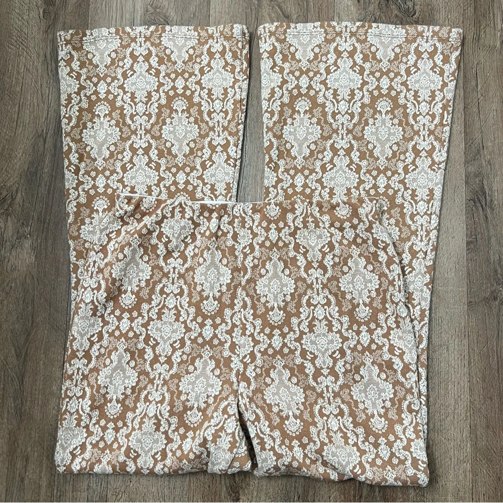 Soft Surroundings Sumptuous Pull‎ on Tan Ivory Wide Leg Flare Pants